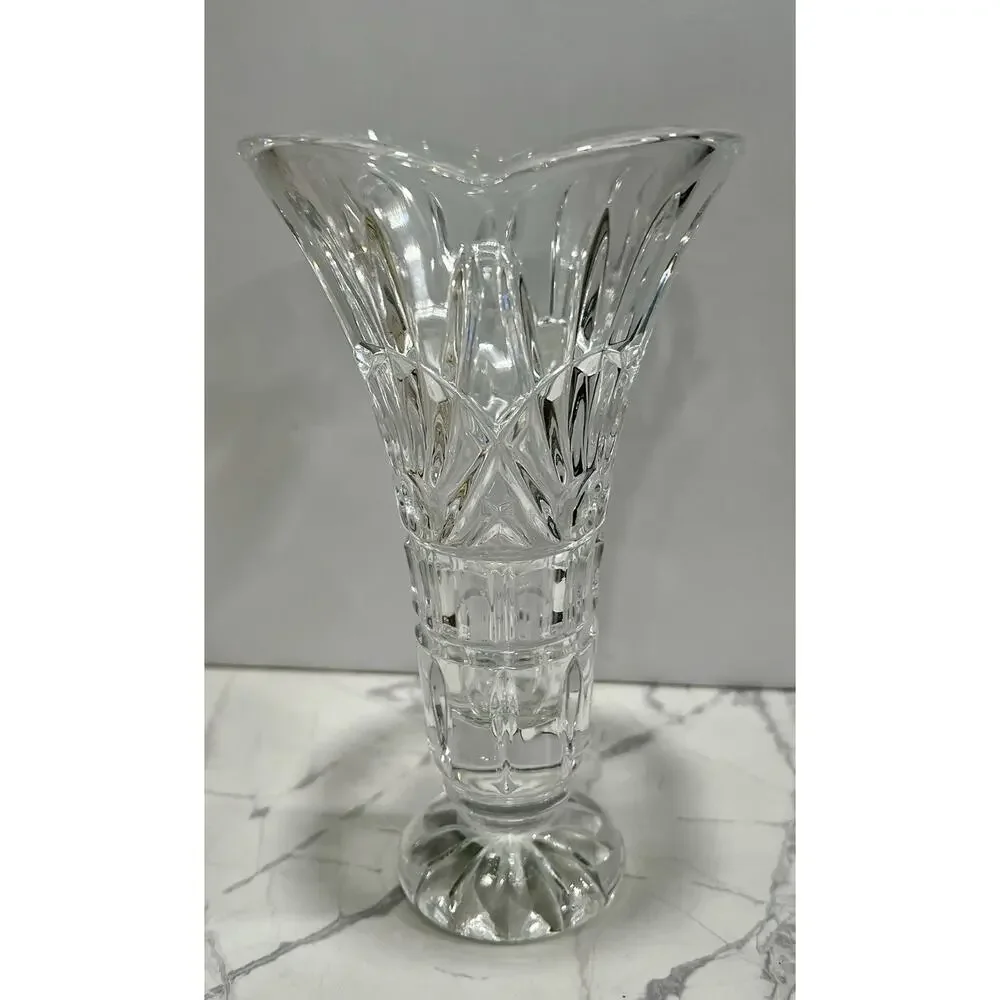 Shannon Crystal by Godinger 24% Lead Crystal Freedom Vase 6.5